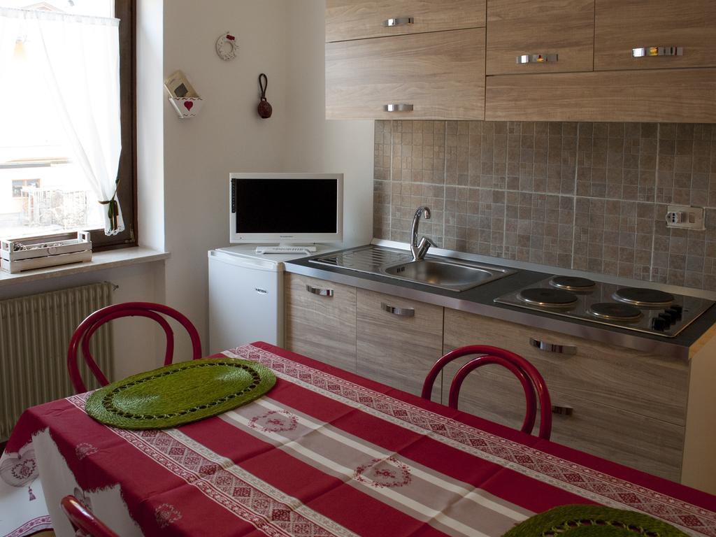 Appartamenti Le Mongolfiere Malè Quarto foto